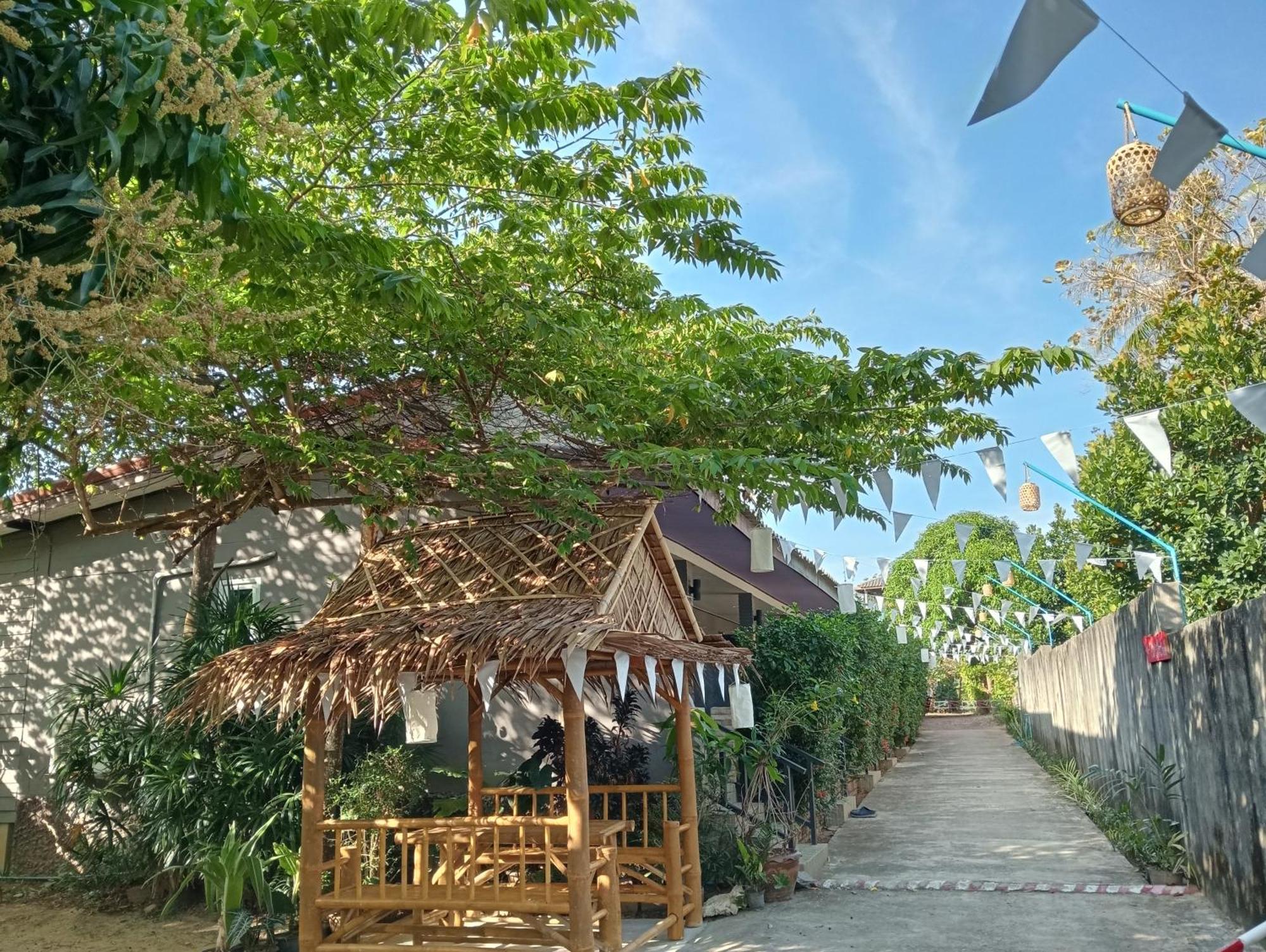 Lanta Beautiful Beach House 란타섬 객실 사진